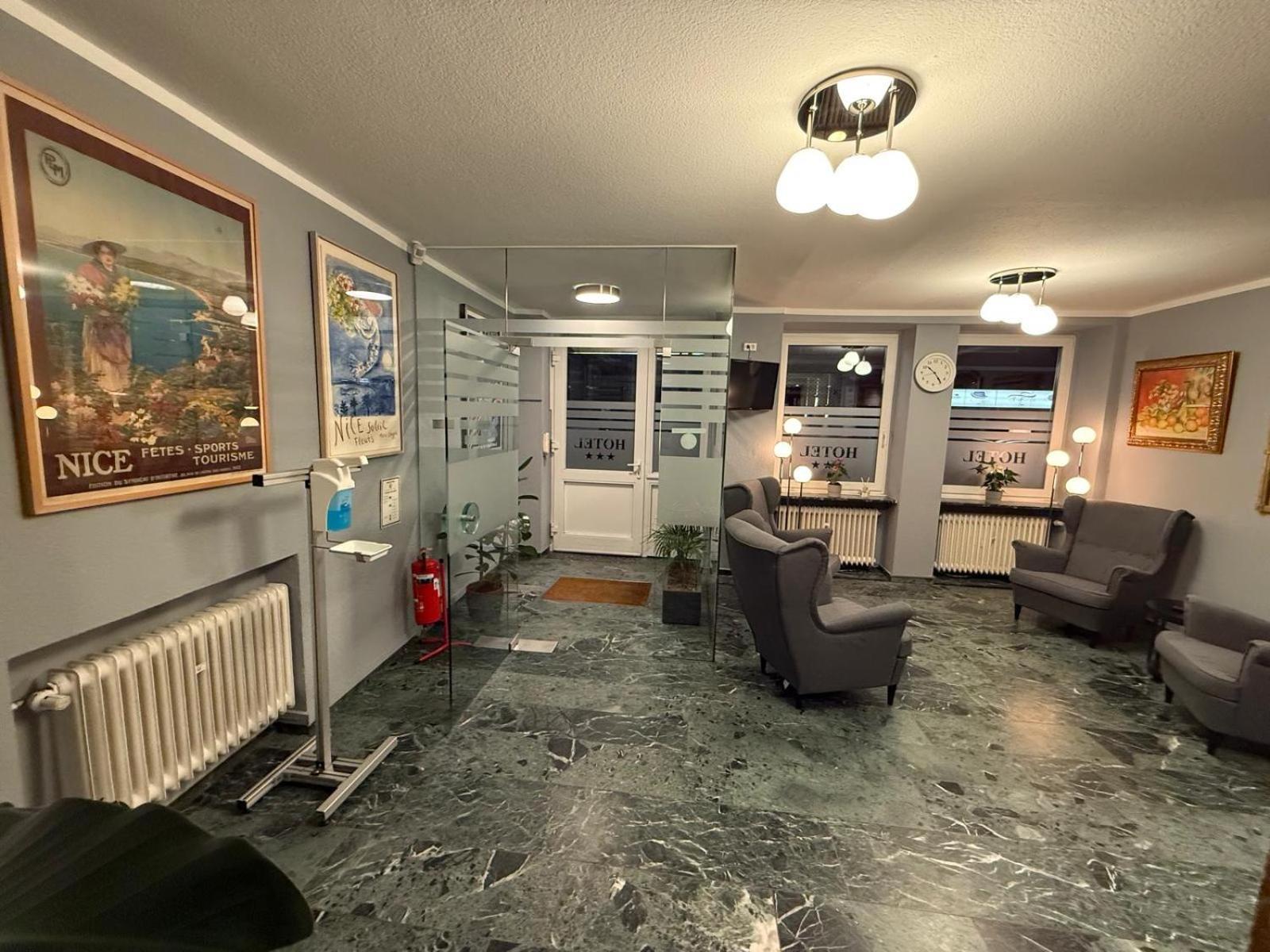 Hotel Paris Düsseldorf Extérieur photo