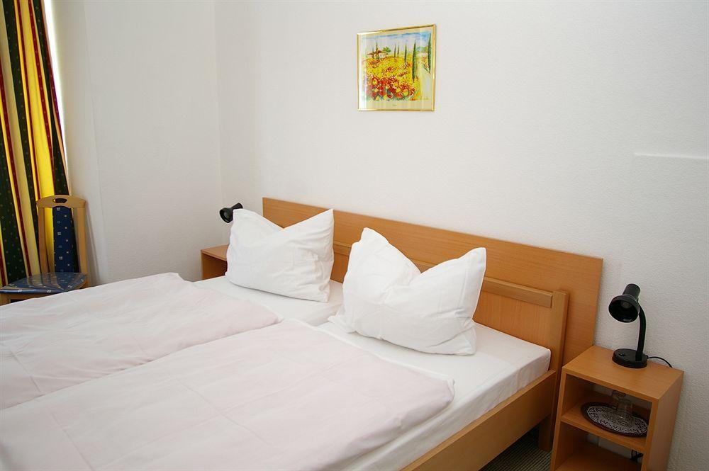 Hotel Paris Düsseldorf Extérieur photo