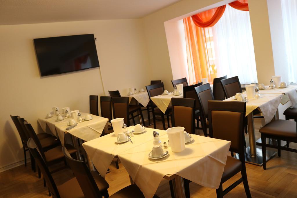 Hotel Paris Düsseldorf Extérieur photo