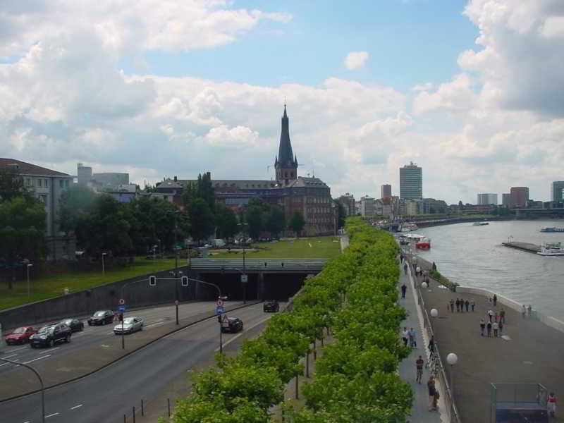Hotel Paris Düsseldorf Extérieur photo